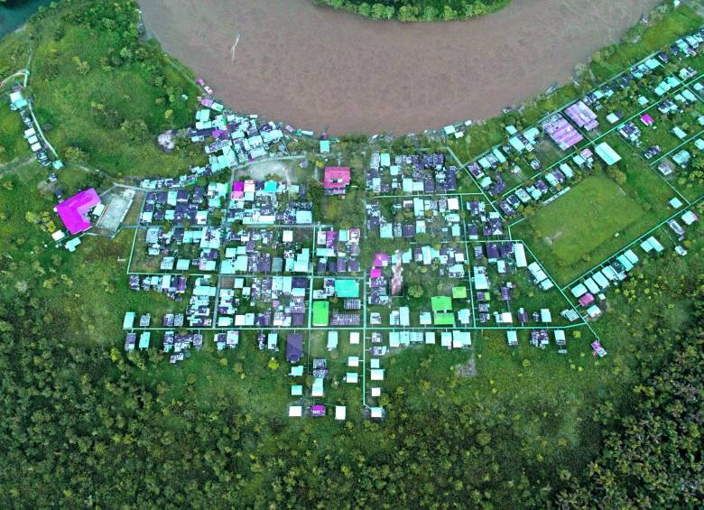 Ubicación actual de la cabecera municipal de Murindó, en el Urabá antioqueño, a orillas del río Atrato. FOTO MANUEL SALDARRIAGA