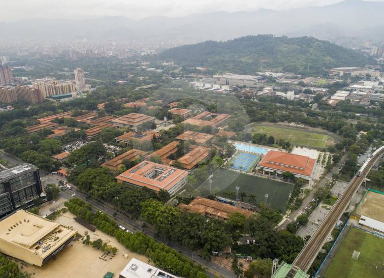 Los hechos se presentaron luego de que la joven asistiera a una fiesta de la Facultad de Ciencias Farmacéuticas y Alimentarias. FOTO: MANUEL SALDARRIAGA