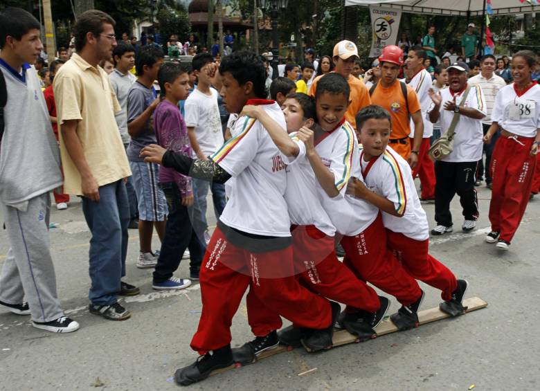 En el Día del Juego, padres e hijos compartirán espacio y podrán disfrutar con las actividades programadas. FOTO archivo