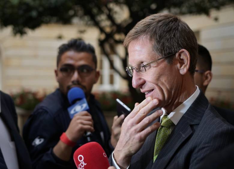 El alto consejero asegura que hubo una mala interpretación de la cifra de $170 billones para financiar el posconflicto en los próximos 15 años, por lo que destacó que la cifra establecida es de $129,5 billones y no como circuló esta semana. FOTO colprensa
