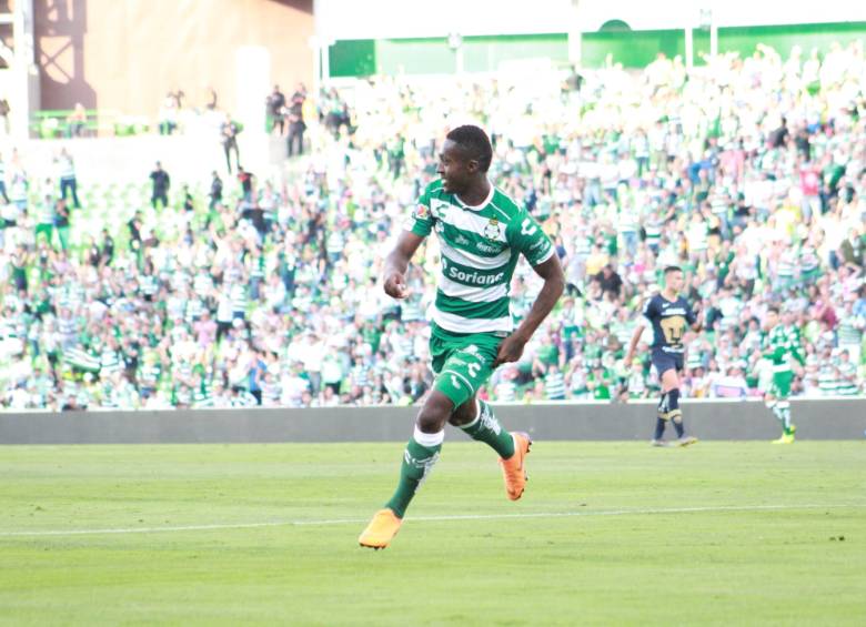 Con la camiseta del Santos Laguna, Marlos Moreno jugó 17 partidos (11 de inicialista y 6 desde el banco) y anotó un gol. FOTO afp