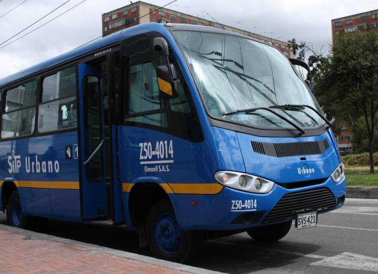Dos hombres se subieron al bus y despojaron a alrededor de 15 personas de sus carteras y celulares, se conoció este martes. FOTO COLPRENSA