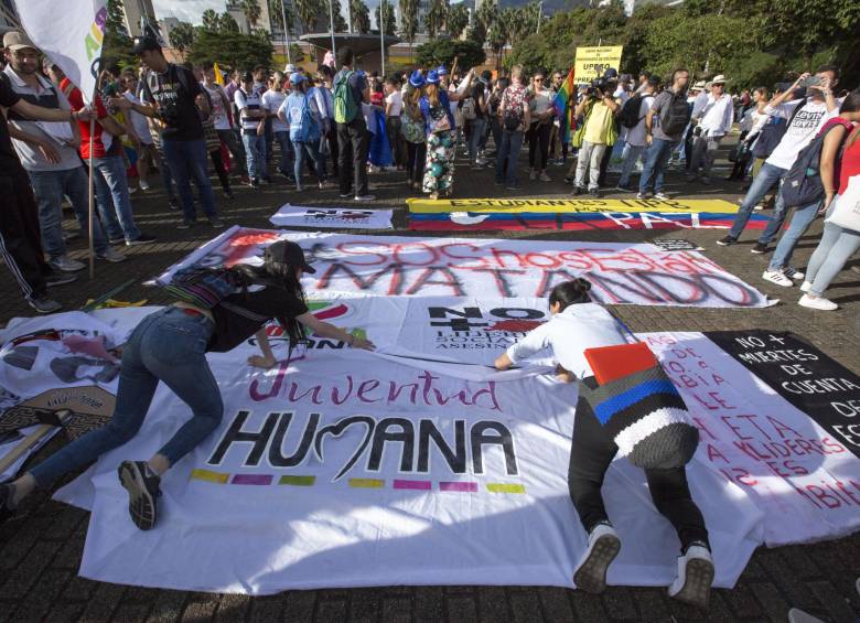 Así transcurrió la marcha por los líderes en Medellín