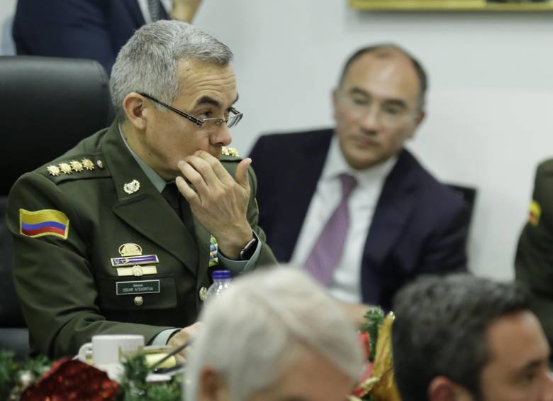El director de la Policía, general Óscar Atehortúa.