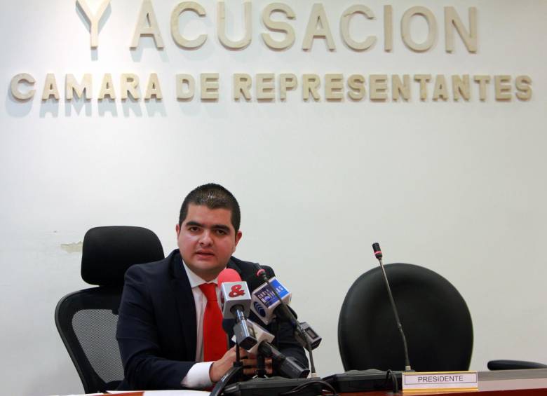 El hoy presidente de la Comisión de Acusaciones, Julián Bedoya, un abogado sin título de la Universidad de Medellín investigará el mayor escándalo de la Corte Constitucional. FOTO COLPRENSA