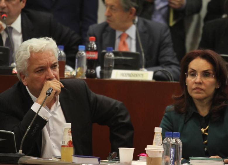 Tras hundirse en la Comisión Primera de la Cámara, el referendo de adopción podría acudir a la Plenaria. FOTO Colprensa