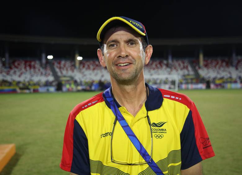 Reyes dirigió a la Selección que ganó la medalla de oro en el fútbol masculino de los pasados Juegos Centroamericanos. FOTO COLPRENSA 