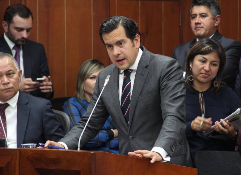 Lara, hijo del asesinado Rodrigo Lara Bonilla, es señalado por partidos que respaldan el acuerdo de paz de haberse aliado con el uribismo. FOTO COLPRENSA