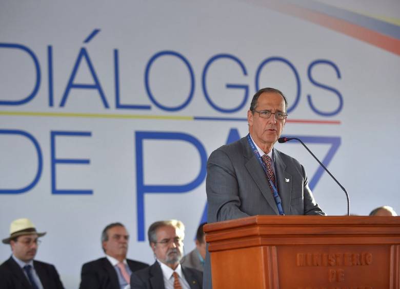 Juan Camilo Restrepo, entonces negociador del Gobierno en proceso de paz. Foto: Colprensa