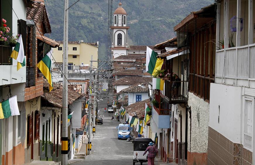 Muchos de los habitantes de Támesis opinan que la minería de metales en su territorio cambiaría la vocación agrícola y turística que les genera tranquilidad. FOTO DONALDO ZULUAGA