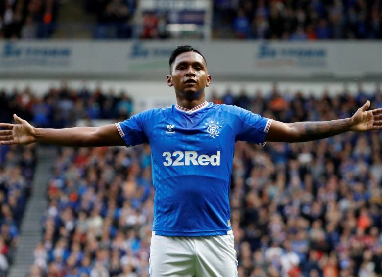 Morelos sigue festejando con el Rangers. FOTO REUTERS