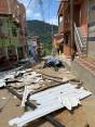 El techo de una edificación en construcción, de cubierta metálica, se desprendió tras las lluvias. FOTOS: Cortesía