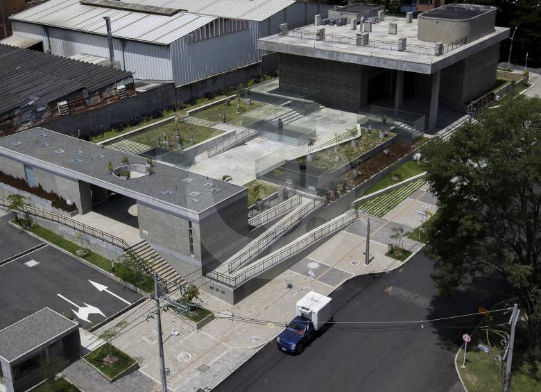 En la obra se invirtieron $21.000 millones, tiene 4.575 metros cuadrados, dos niveles de sótanos y dos pisos. FOTO donaldo zuluaga