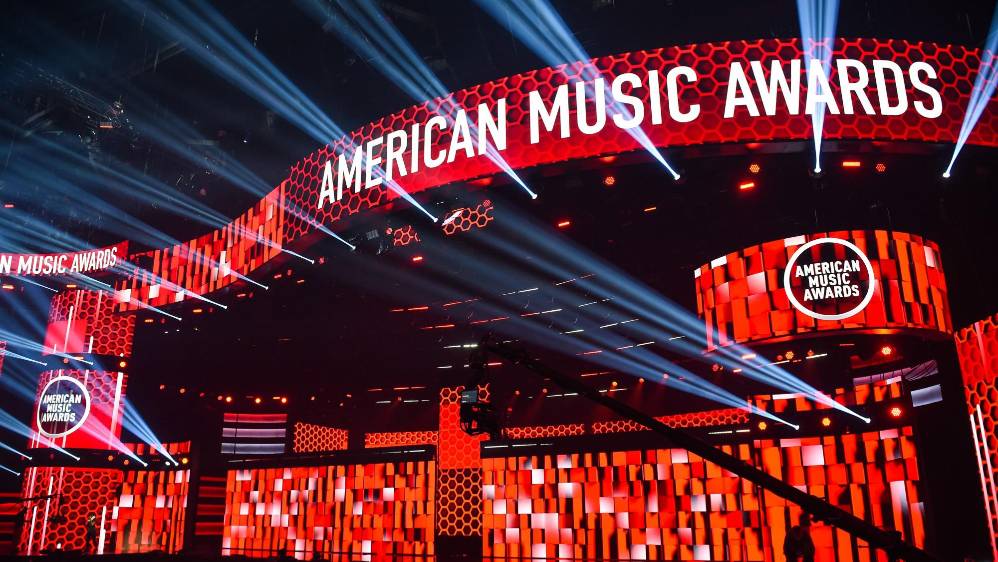Así llegaron las estrellas a los American Music Awards
