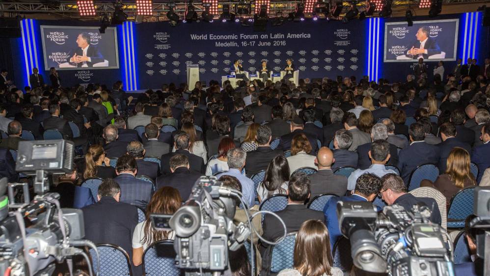 El Foro Económico Mundial, capítulo América Latina, se desarrolla entre el 16 y el 17 de junio en el hotel Intercontinental de Medellín. FOTO MANUEL SALDARRIAGA